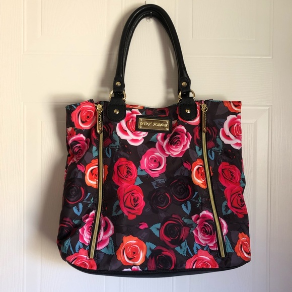 Betsey Johnson Handbags - 🌹Betsey Johnson Black Rose Tote